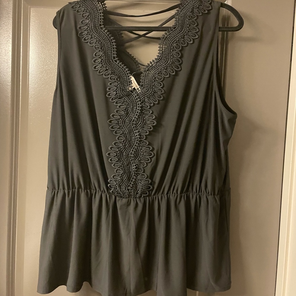 Black peplum tank